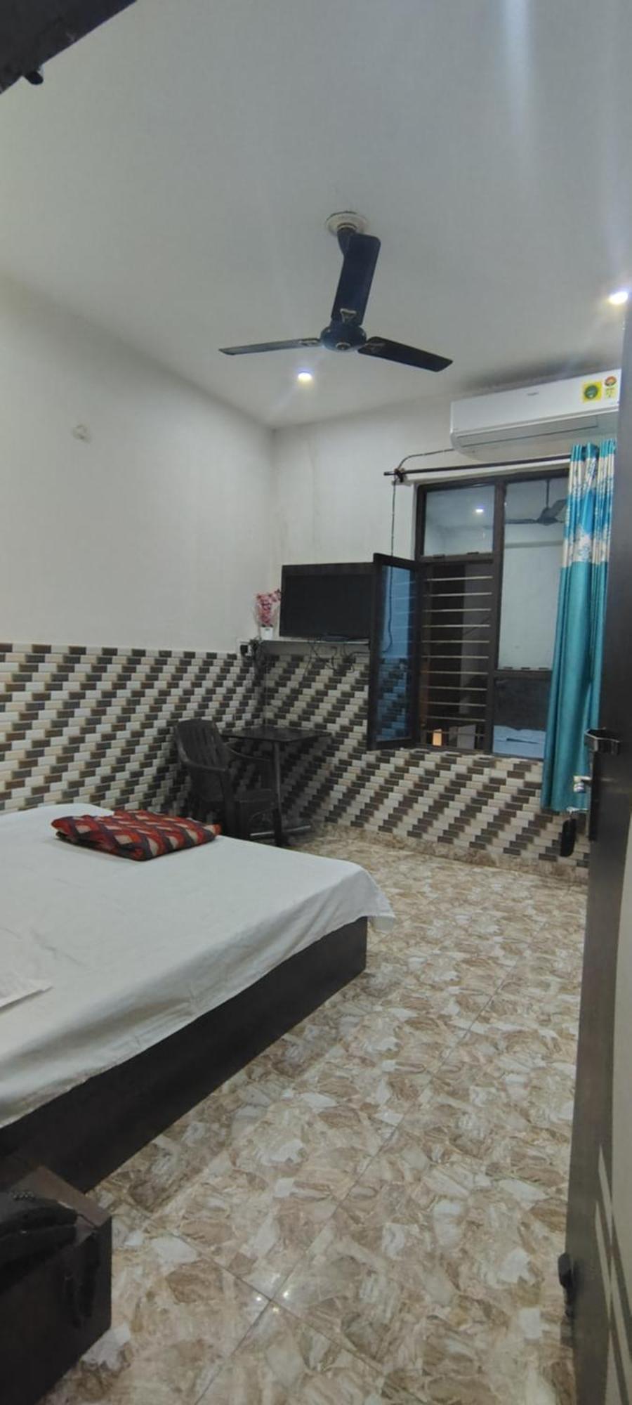Tushar Guest House Jawāla Mukhi Exterior foto
