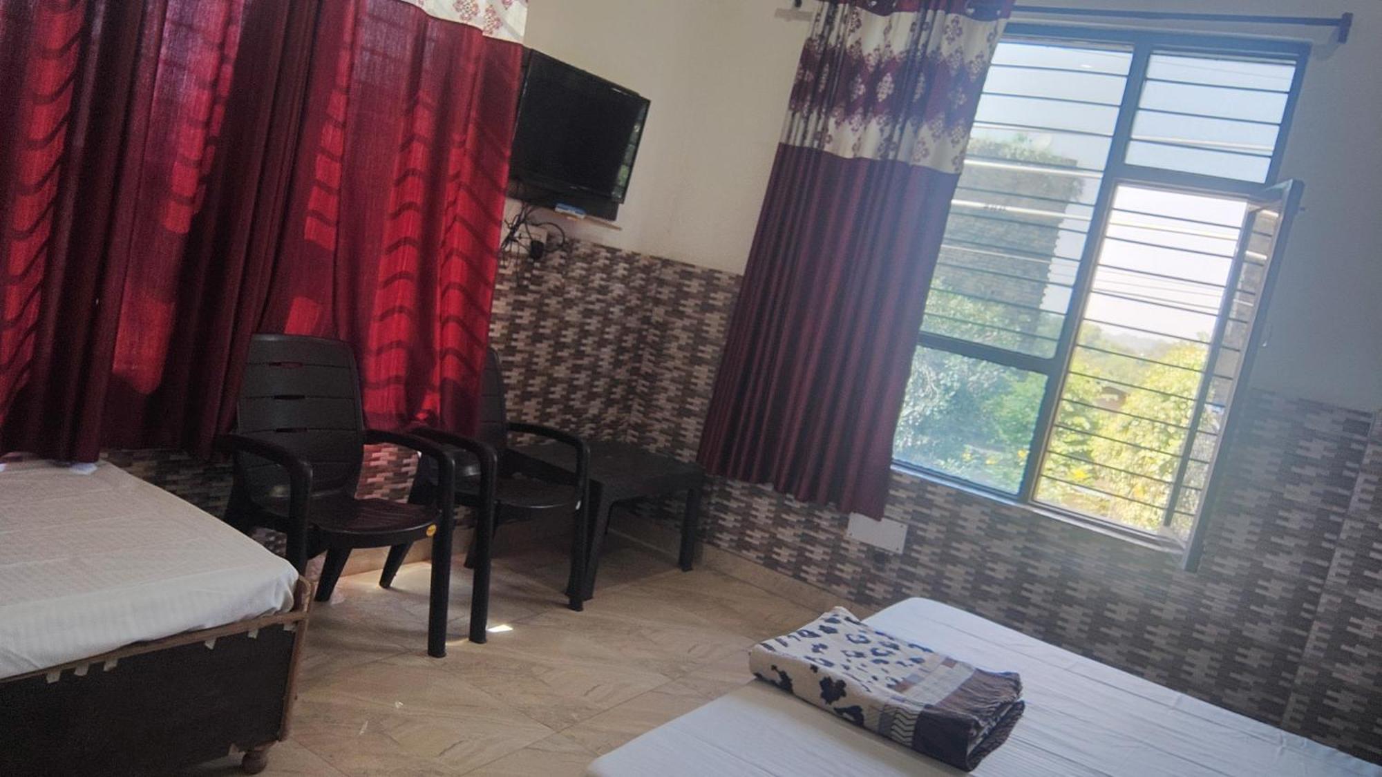 Tushar Guest House Jawāla Mukhi Exterior foto